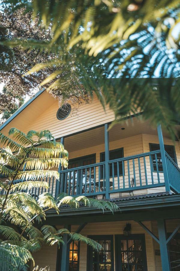 Kilauea Lodge And Restaurant Volcano Exterior foto